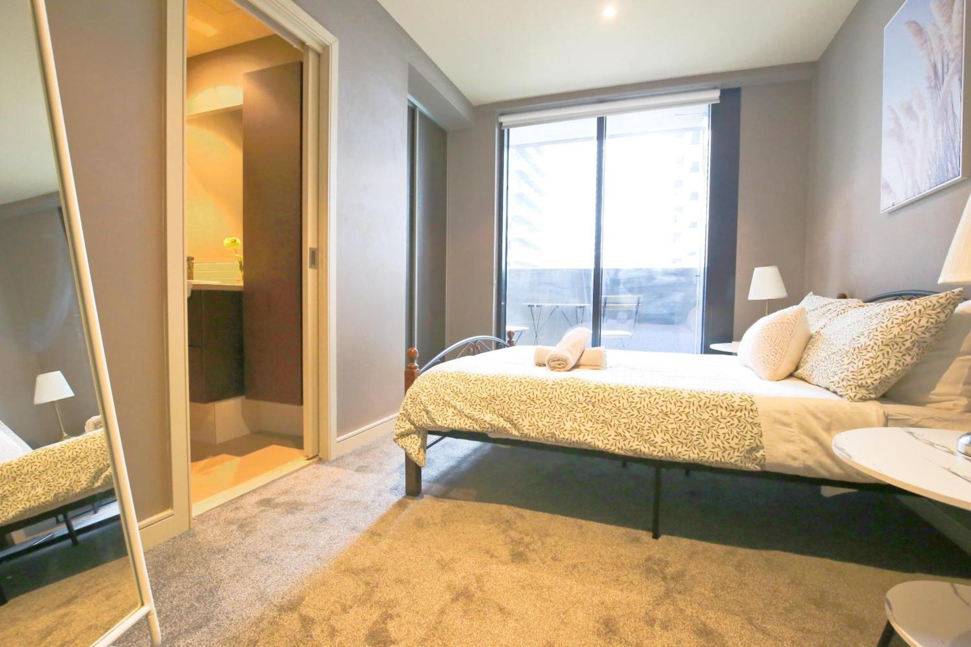 Cozy Cbd 2b2b In Prime Location * Melbourne